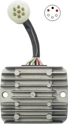 Regulator napięcia